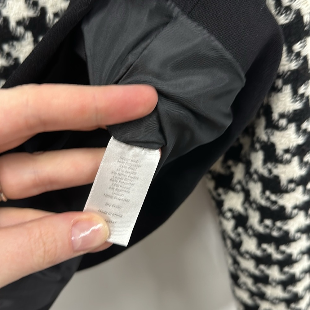 Talbots Collarless black and white Houndstooth Jacket 10 - Picture 6 of 6